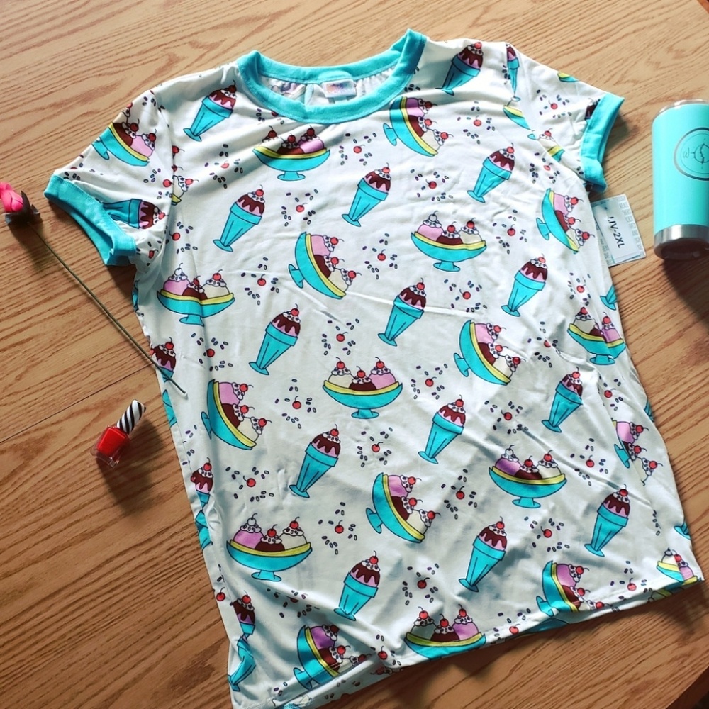 LuLaRoe Liv Top